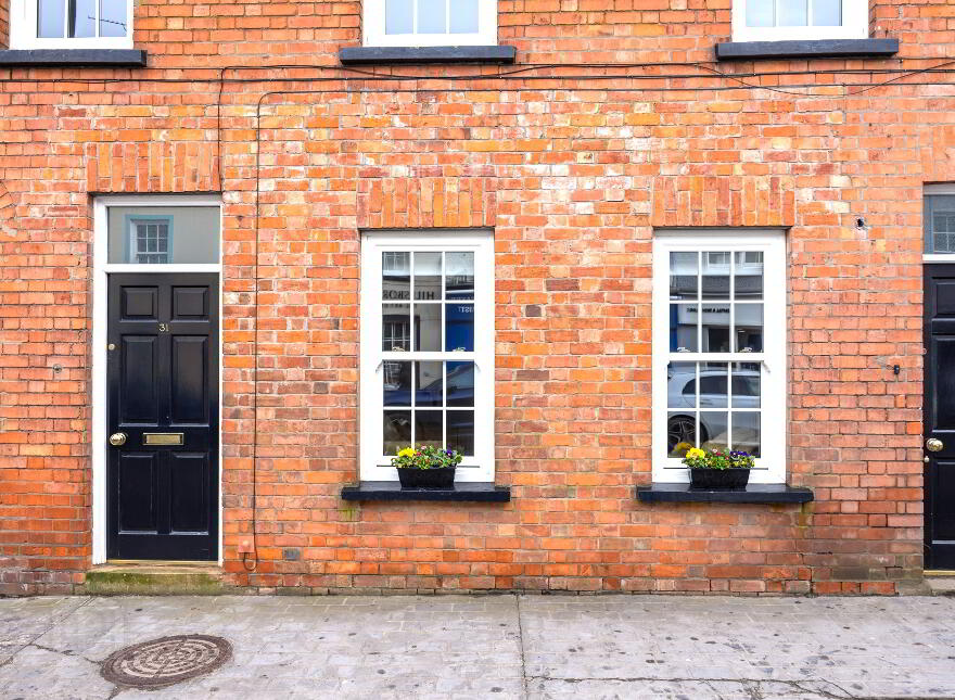 31 Lisburn Street, Royal Hillsborough, BT26 6AB