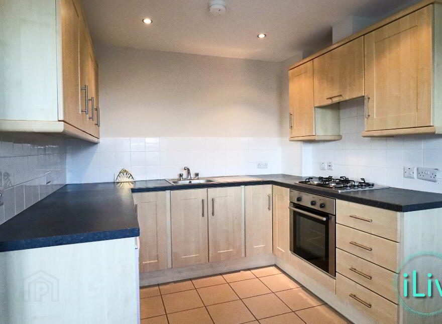 906 College Court Central, 56 King Street, Belfast, BT1 6BZ