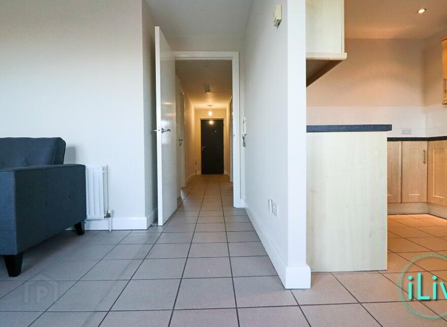 906 College Court Central, 56 King Street, Belfast, BT1 6BZ