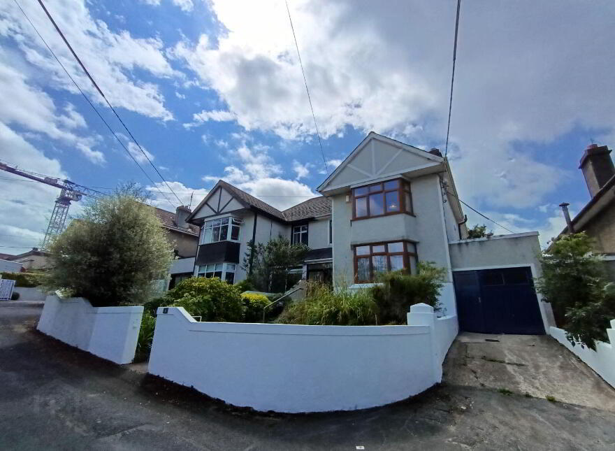 4 Coolraine Terrace, Ennis Road, North Circular Road, V94X4CP