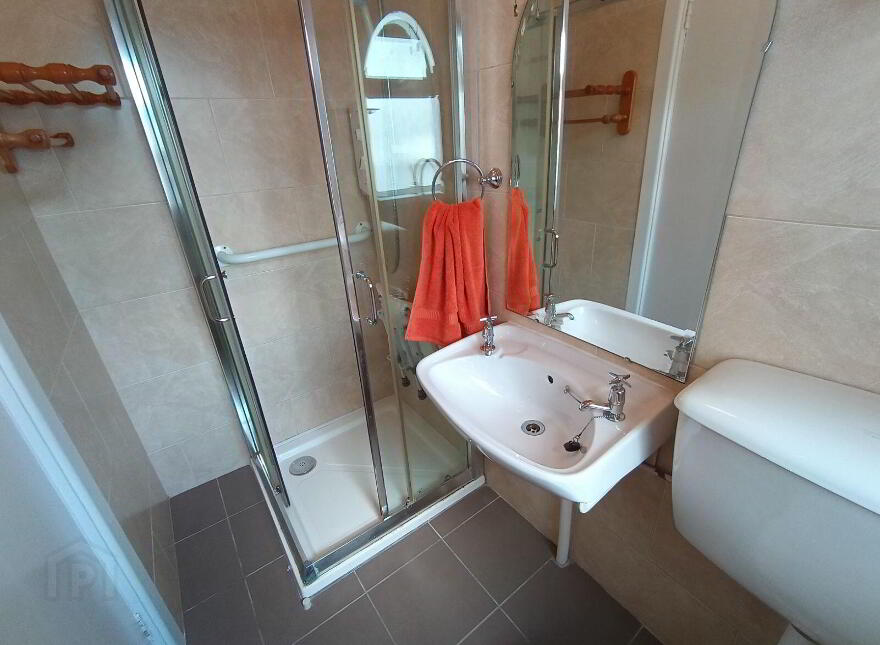 4 Coolraine Terrace, Ennis Road, North Circular Road, V94X4CP