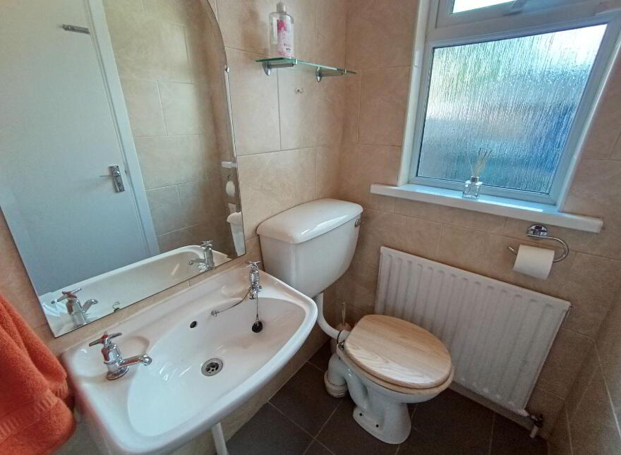 4 Coolraine Terrace, Ennis Road, North Circular Road, V94X4CP
