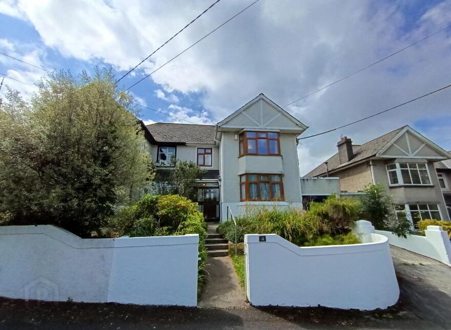 4 Coolraine Terrace, Ennis Road, North Circular Road, V94X4CP