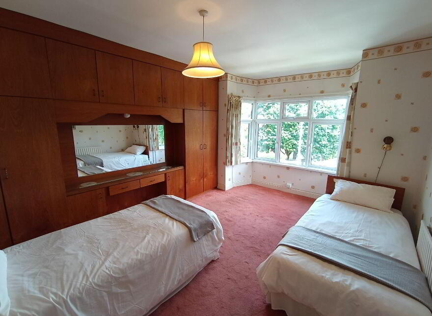 4 Coolraine Terrace, Ennis Road, North Circular Road, V94X4CP