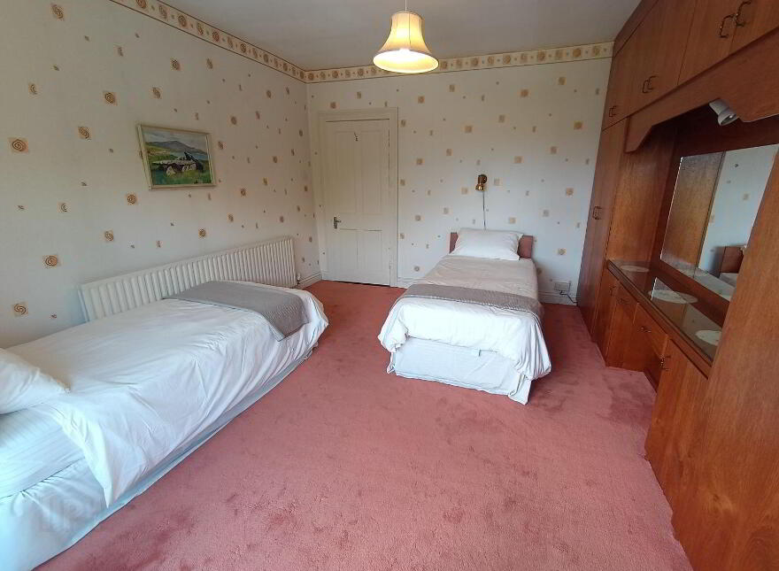 4 Coolraine Terrace, Ennis Road, North Circular Road, V94X4CP