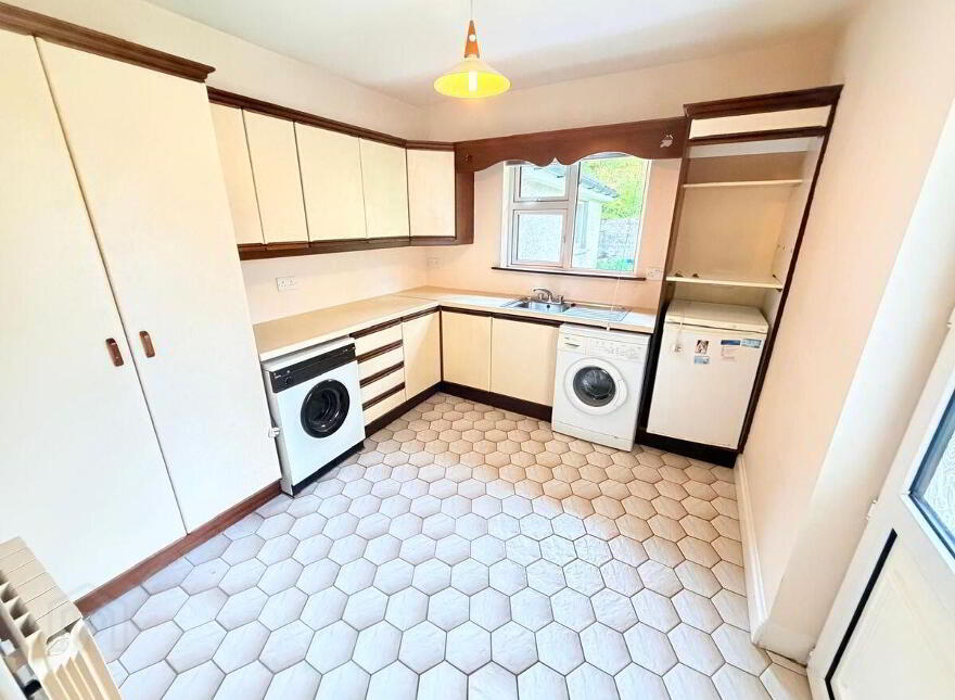 Mount Carmel, 5 Avondale, Wilton, T12P9TT