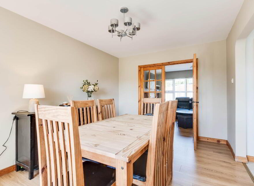 21 Hollybank, Lisnaskea, Enniskillen, BT92 0GE