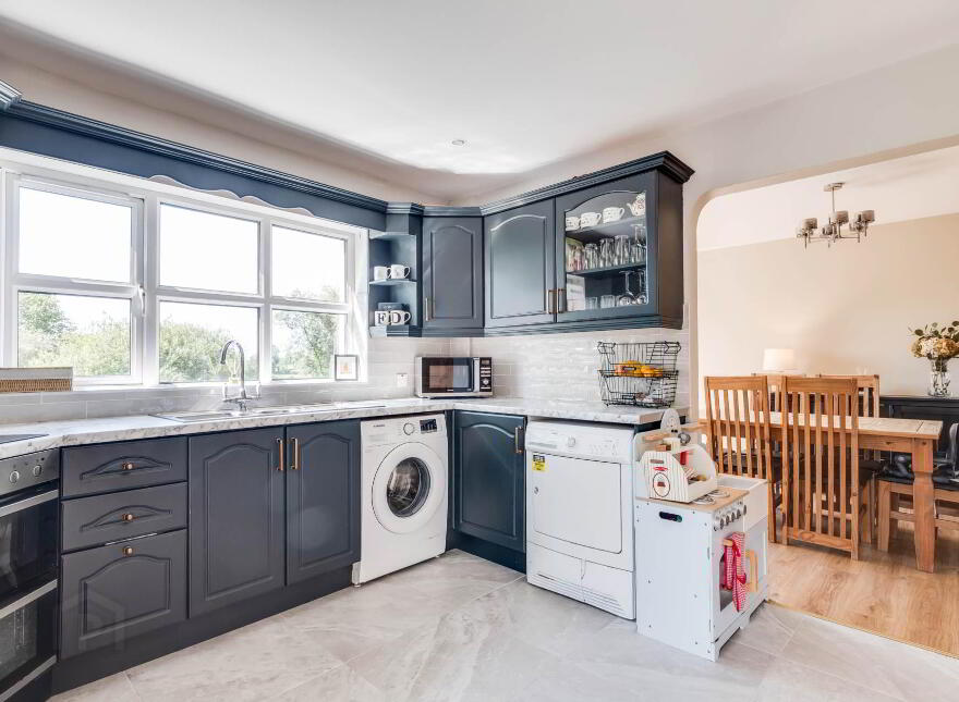 21 Hollybank, Lisnaskea, Enniskillen, BT92 0GE