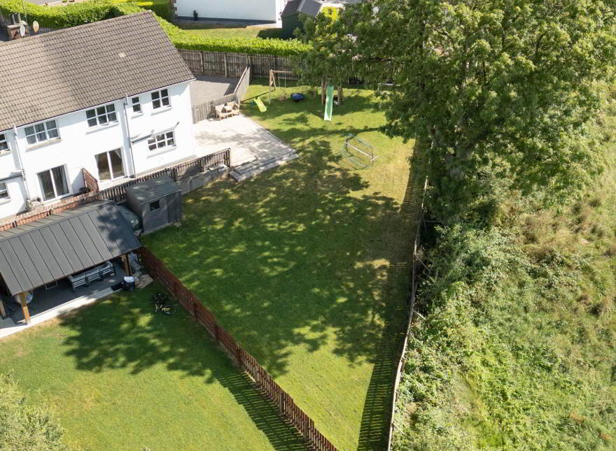 21 Hollybank, Lisnaskea, Enniskillen, BT92 0GE