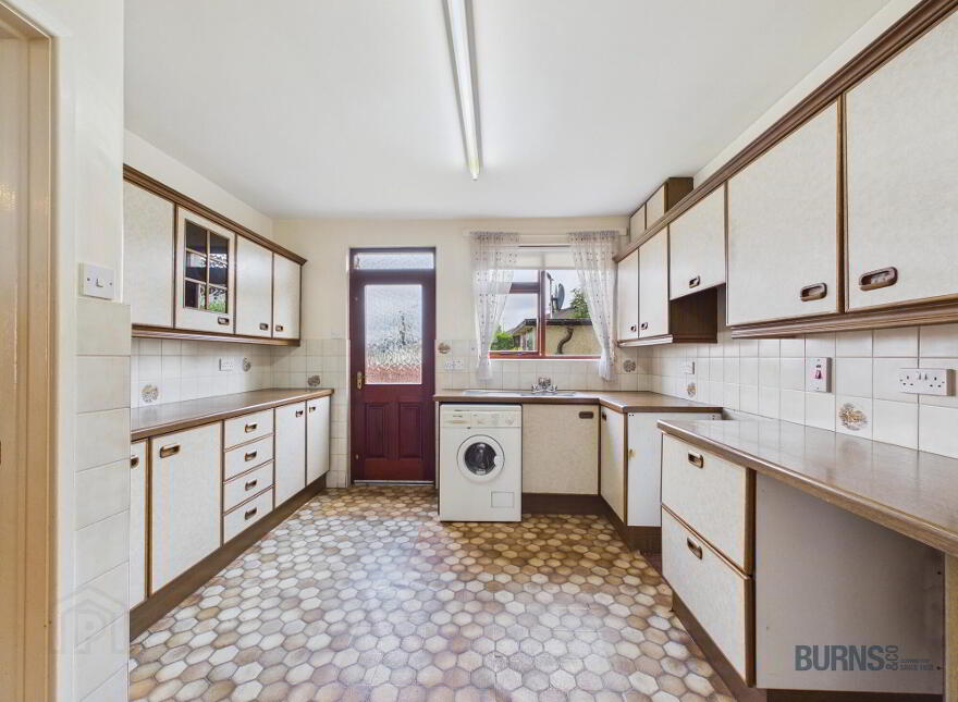 32 Queen's Avenue, Magherafelt, BT45 6BU