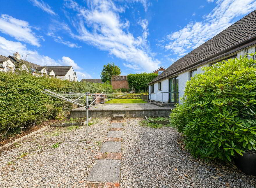 8 Seskin Avenue, Ballyclare, BT39 9LG