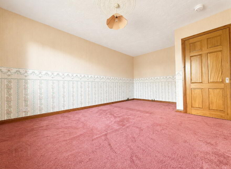 8 Seskin Avenue, Ballyclare, BT39 9LG