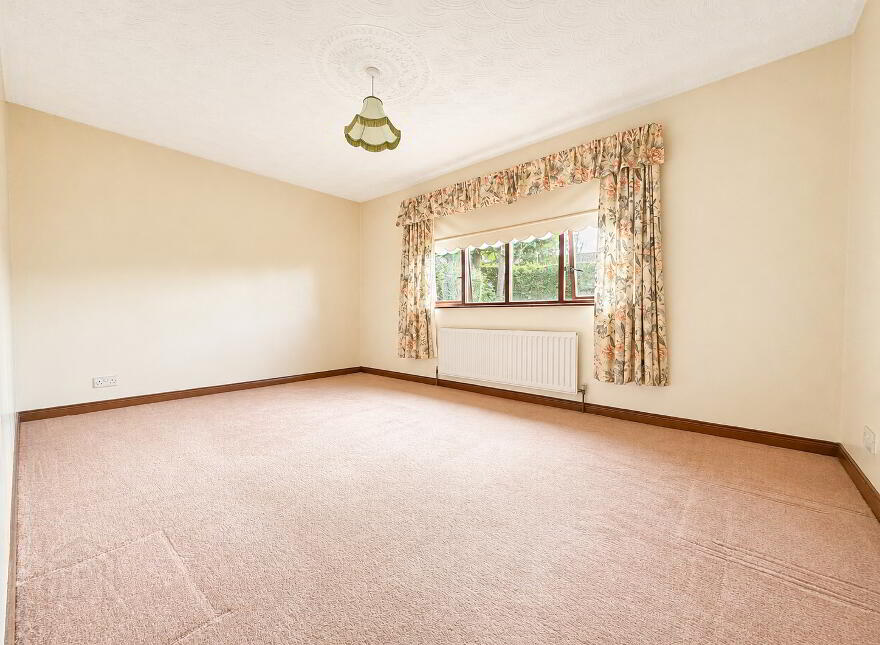 8 Seskin Avenue, Ballyclare, BT39 9LG