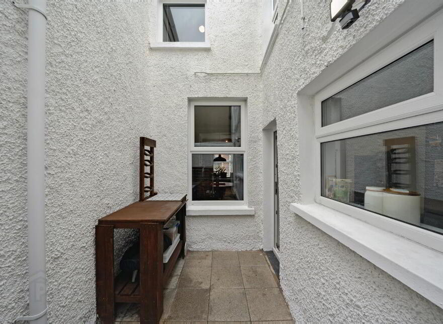 5 Chobham Street, Belfast, BT5 5BL