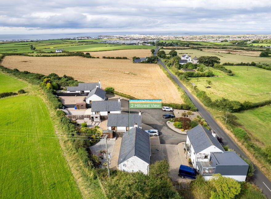 2 Hillcrest View (HOLIDAY LET), Portrush, BT52 2RB