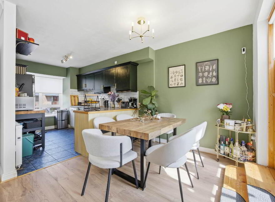 68 Ivy Court, Beaumont, Dublin, D09TF64