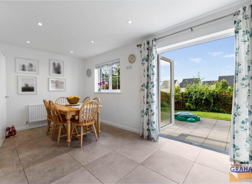 80 Ayrshire Gardens, Lisburn, BT28 2EL