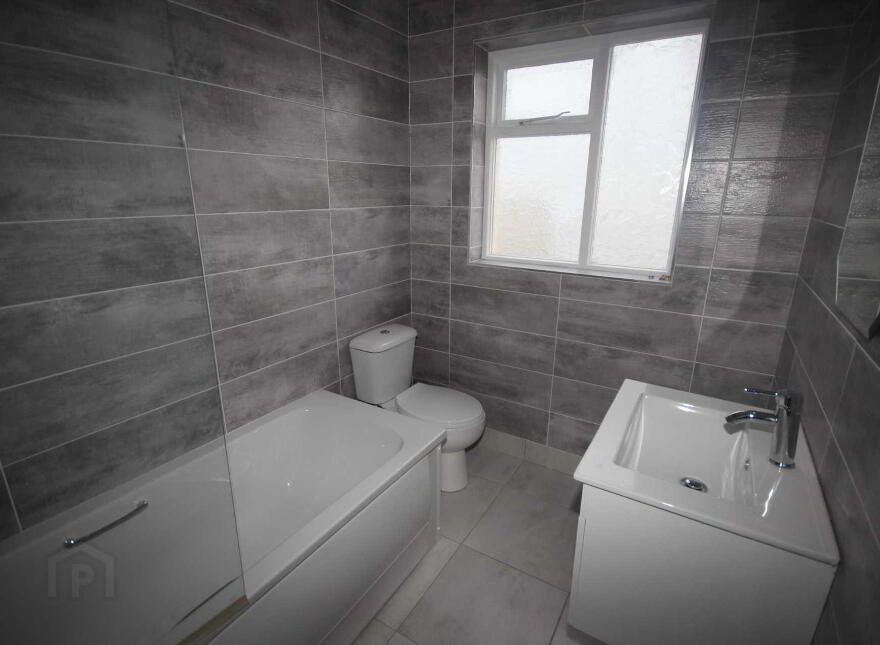 5 West Hill, Letterkenny, F92F9T4