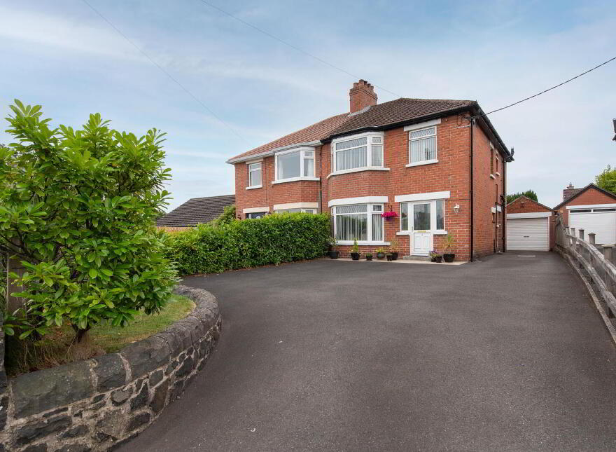 4 Station Road, Greenisland, Carrickfergus, BT38 8TS photo