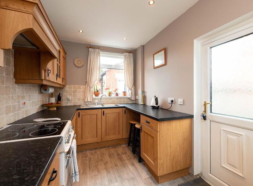 4 Station Road, Greenisland, Carrickfergus, BT38 8TS