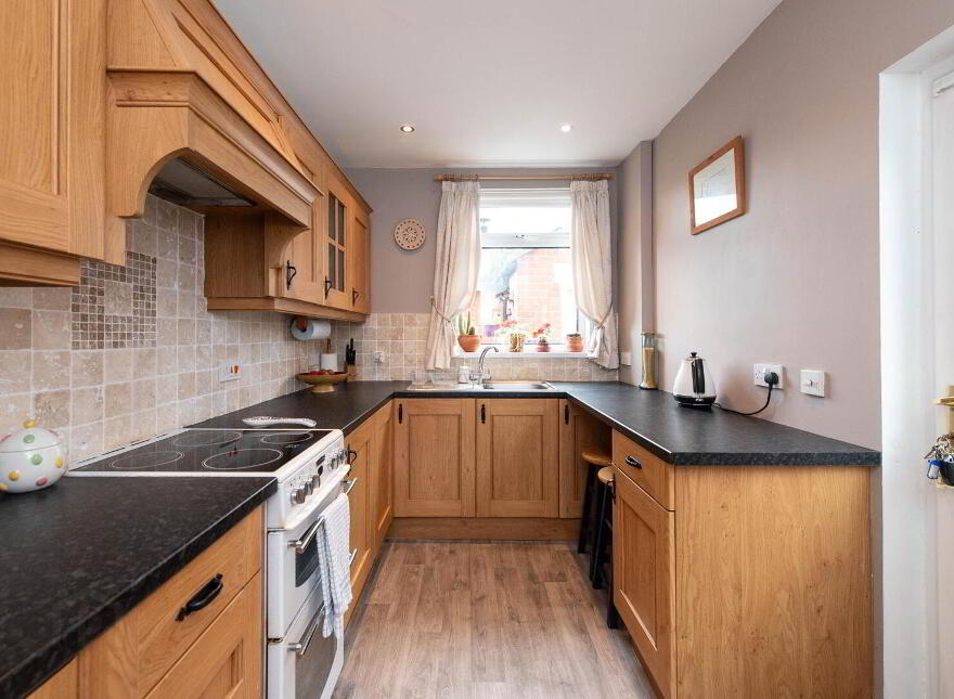 4 Station Road, Greenisland, Carrickfergus, BT38 8TS