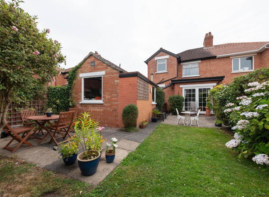 4 Station Road, Greenisland, Carrickfergus, BT38 8TS