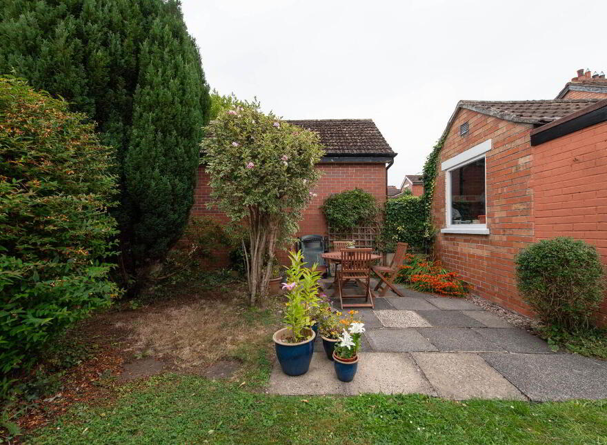 4 Station Road, Greenisland, Carrickfergus, BT38 8TS