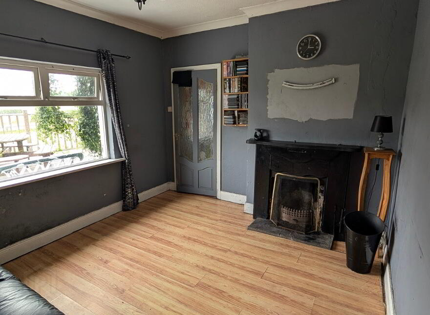 Carrowmore Td., Ballyconnell, H14N732