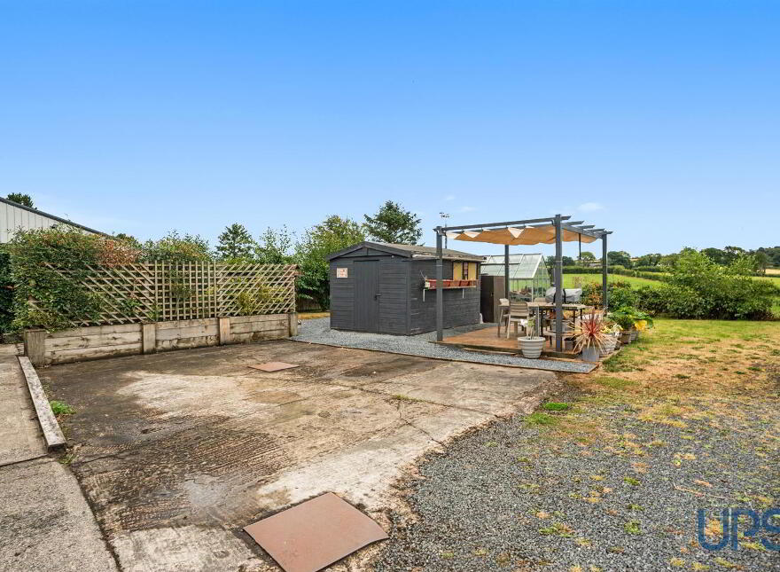 6 Scroggy Road, Ballinderry Upper, Lisburn, BT28 2EZ