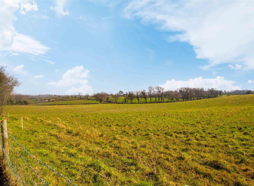 6 Scroggy Road, Ballinderry Upper, Lisburn, BT28 2EZ