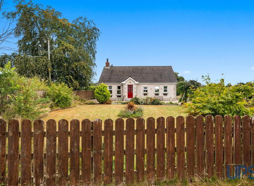 6 Scroggy Road, Ballinderry Upper, Lisburn, BT28 2EZ