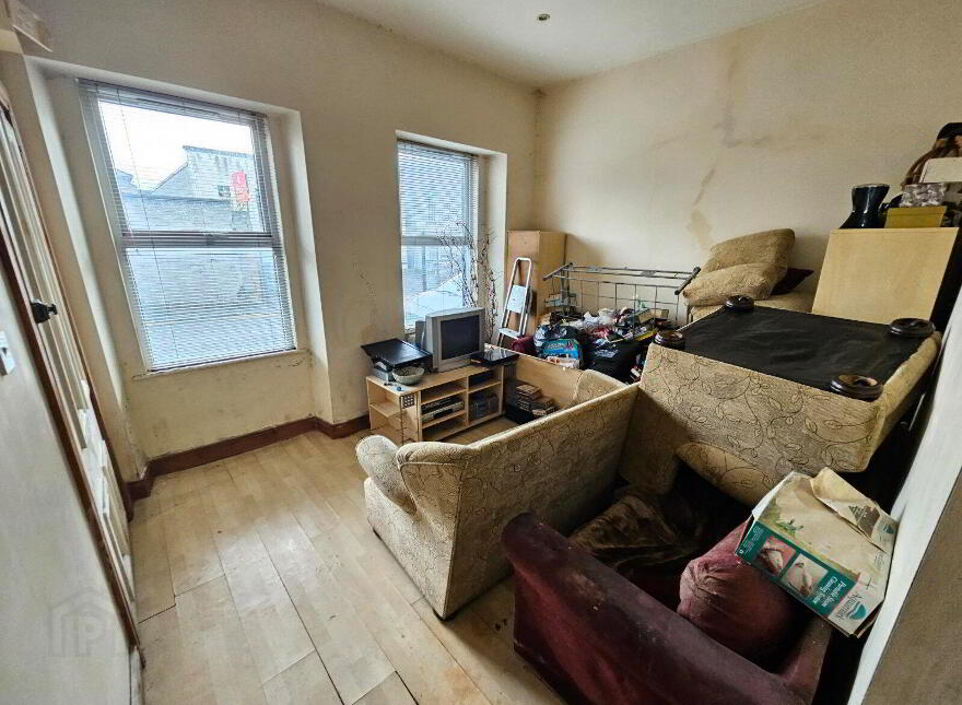 Flat 1, 5 West Street, Newtownards, BT23 4EN