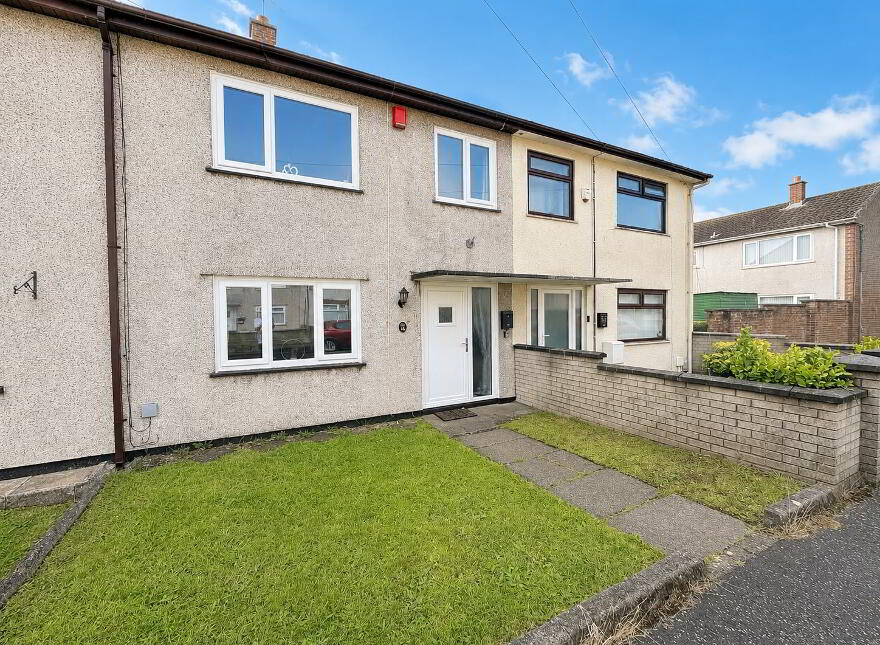 14 Elmwood Park, Carrickfergus, BT38 8DT