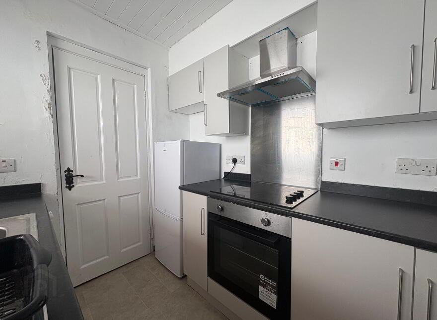 11 Glenvale Street, Belfast, BT13 3DD