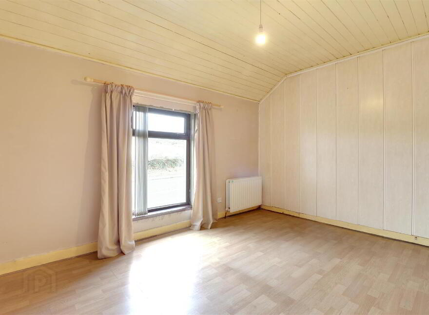 194 Belfast Road, Newtownards, BT23 4TA