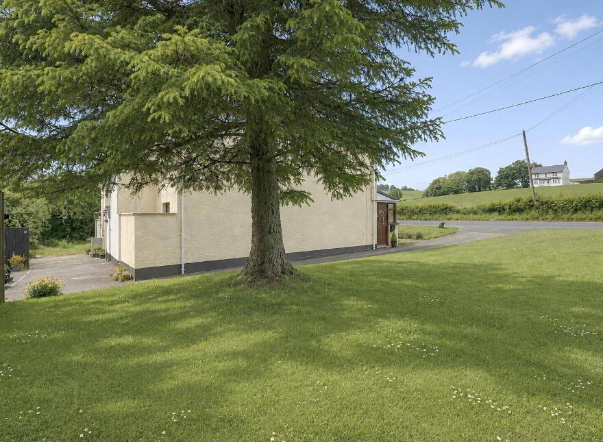 194 Belfast Road, Newtownards, BT23 4TA