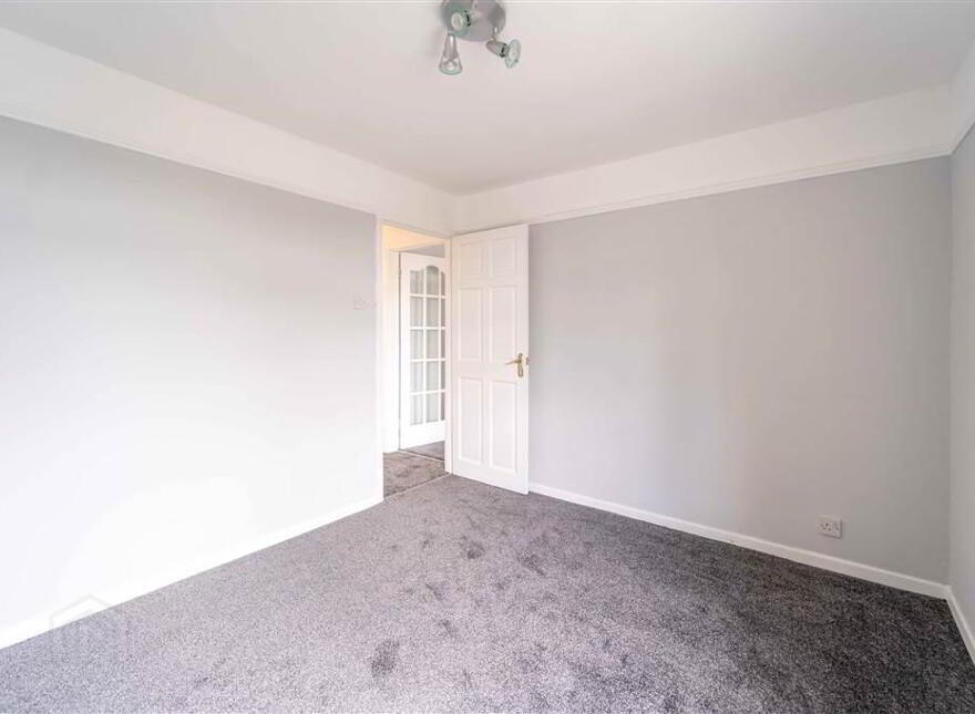 22 Cooleen Avenue, Newtownards, BT23 8UZ