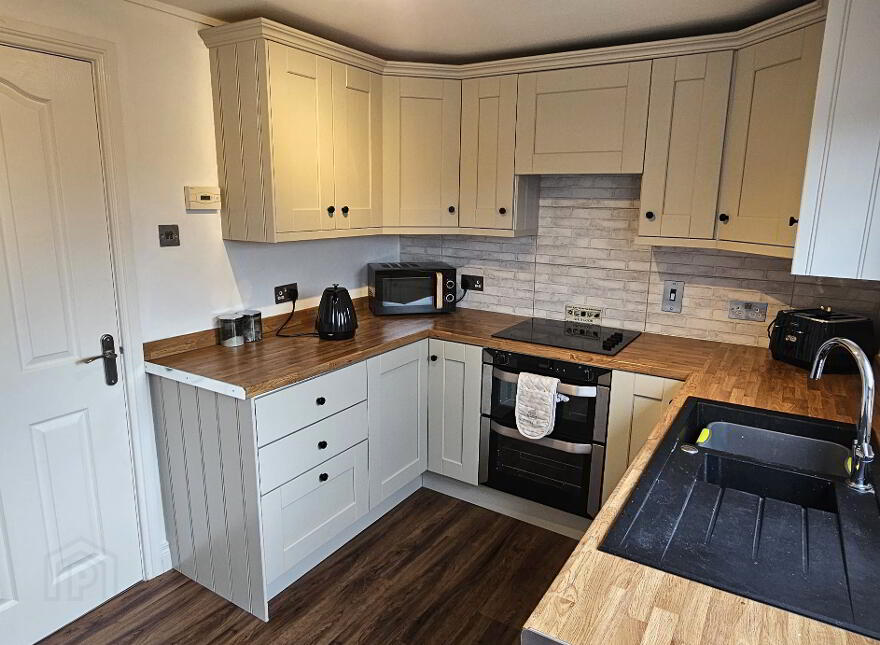 14 Heather Park, Ballyclare, BT39 9EL