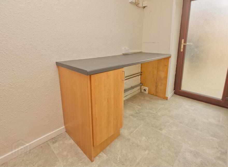 202 Clandeboye Road, Bangor, BT19 1QA