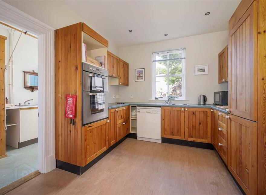 2 The Quay, Dundrum, Newcastle, BT33 0LS