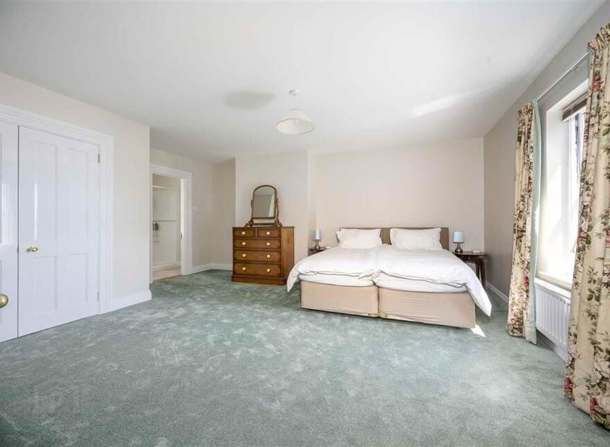 2 The Quay, Dundrum, Newcastle, BT33 0LS