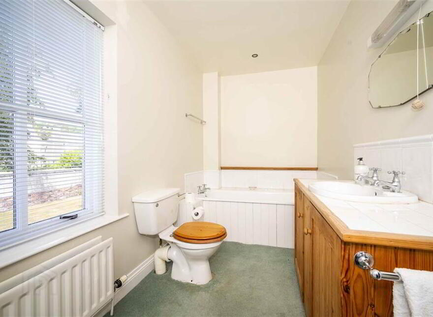 2 The Quay, Dundrum, Newcastle, BT33 0LS