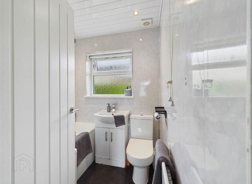 44 Kenard Avenue, Belfast, BT11 8LY