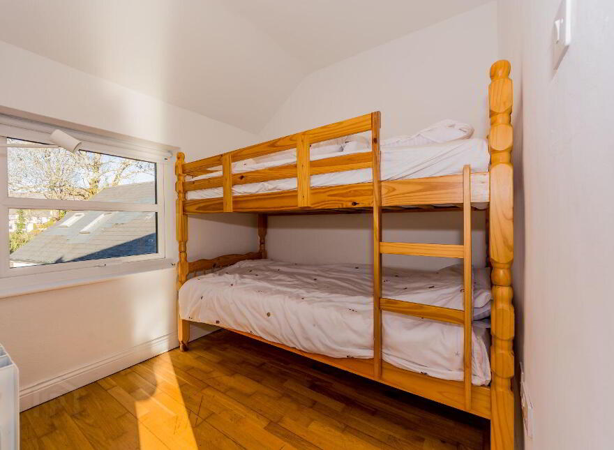 39 The Moorings, Colla Road, Schull, P81EY79