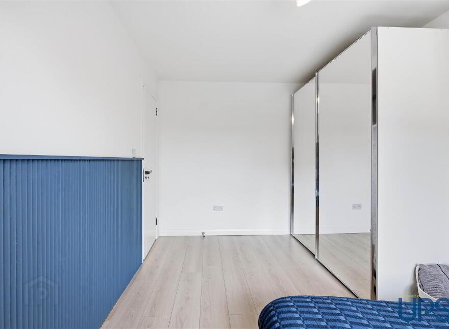 9 Coolnasilla Gardens, Glen Road, Belfast, BT11 8LE