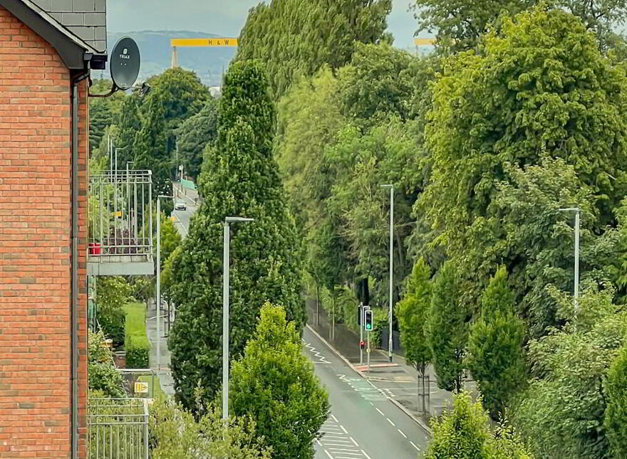 6, 69 Bell Towers, Belfast, BT7 2HD
