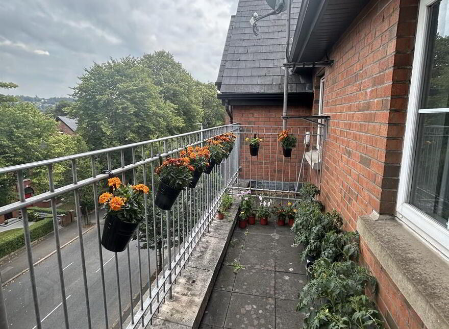 6, 69 Bell Towers, Belfast, BT7 2HD