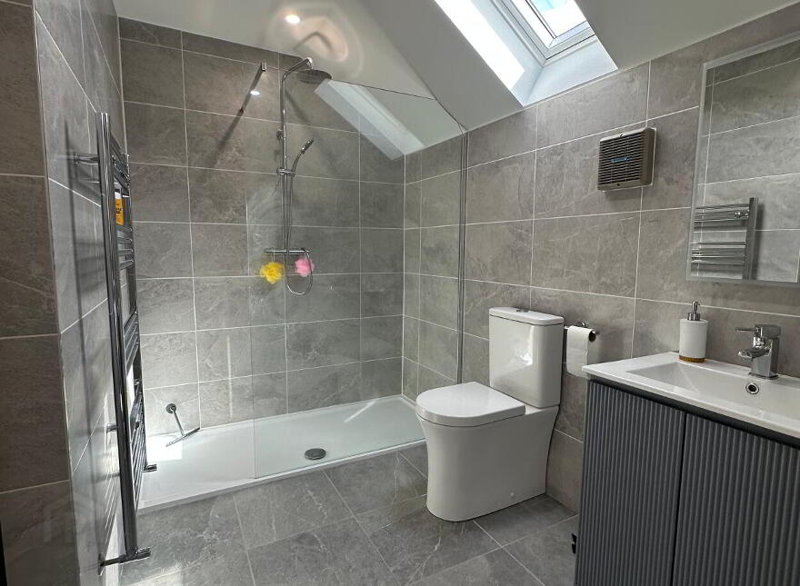 3 Cois Taire, Goatenbridge, Ardfinnan, Clonmel, E91T658