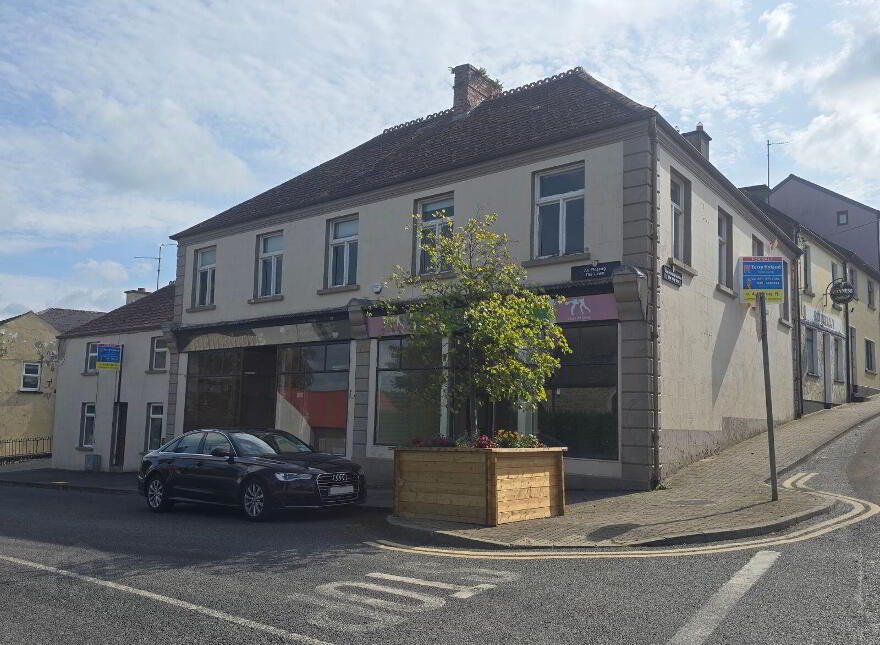 Upper Bridge Street, Belturbet, H14FT67