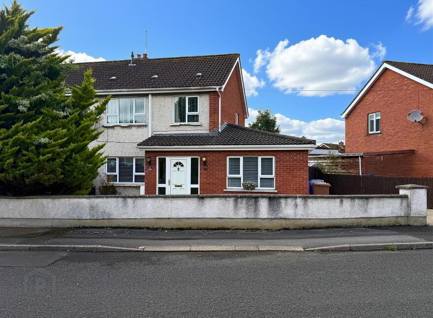 38 Enagh Park, Limavady, BT49 0SA